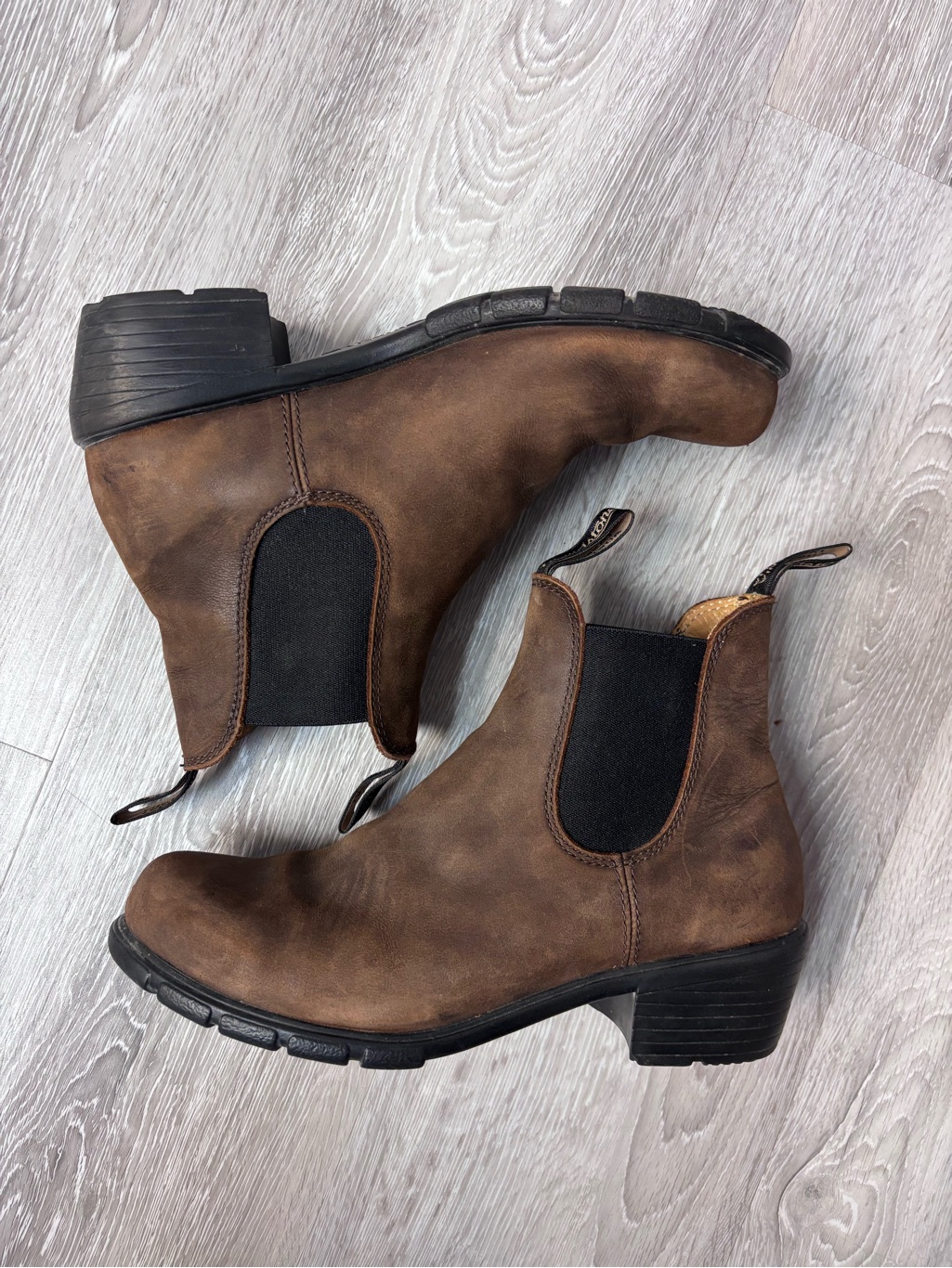 Blundstone Women's Antique Brown Chelsea Boots